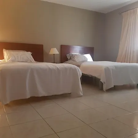 Quinta Da Alfarrobeira - Vale Parra - Guia Country house Albufeira