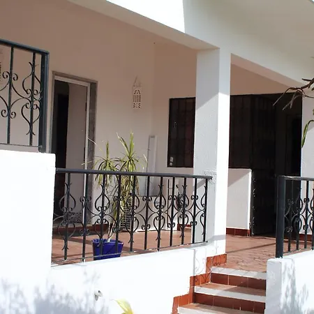 Quinta Da Alfarrobeira - Vale Parra - Guia Country house